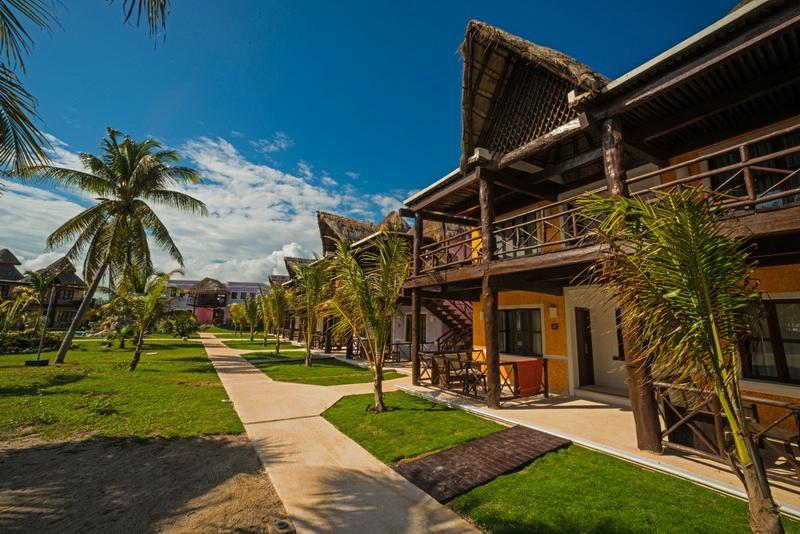 Pavoreal Beach Resort Tulum Exteriör bild